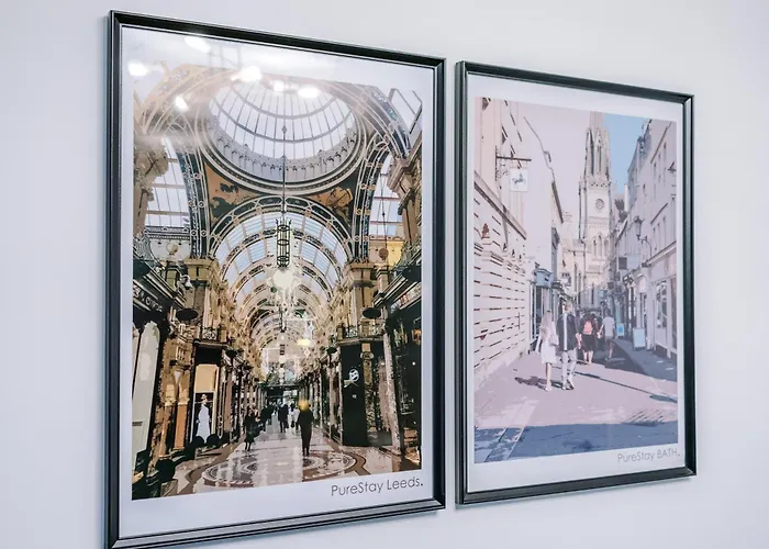 Beautiful 3 Bedroom Sleeps 8 With Parking By Purestay Bradford (West Yorkshire)